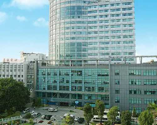 <strong>北京代生上门洽谈,北京哪儿有精子库,北京哪里有精子库</strong>